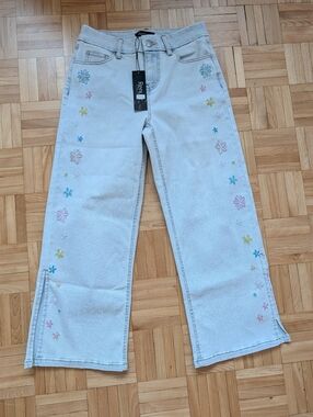 Renuar Light Blue Denim Jeans with Pink Accent Nails